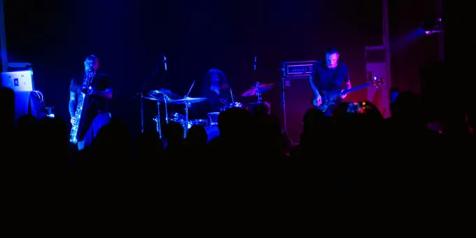 ZU (IT), Zagušljivi Dim (HR)