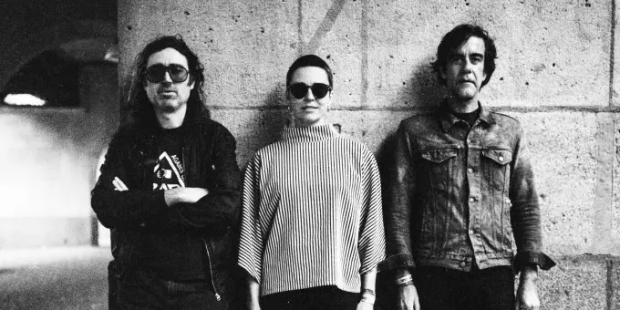 A Place To Bury Strangers (US)