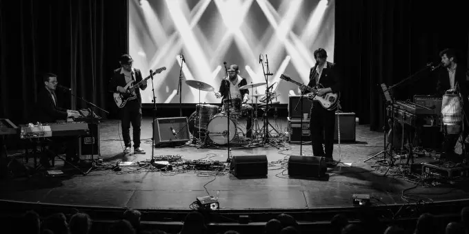 The Qualitons - Őszi nagykoncert koncert Budapesten (A38 Hajó)
