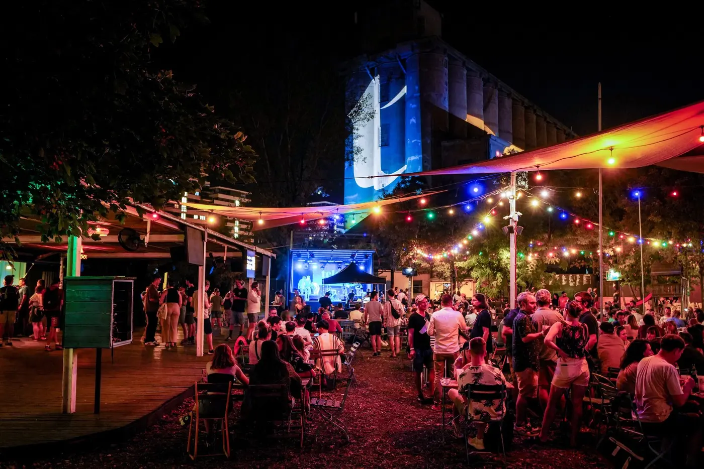 Telex 6. születésnap koncert Budapesten (Dürer Kert)