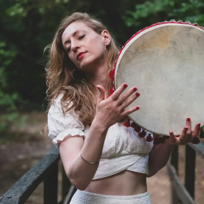 Ethnotech x Fonó: Oláh Annamari, vendég: Musica Moralia solo koncert Budapesten (Fonó Budai Zeneház)