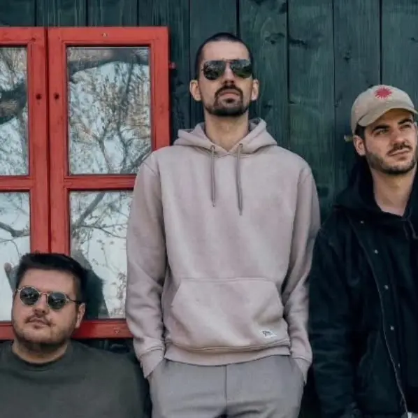 Kaptza Zenekar vonós táncháza koncert Budapesten (Fonó Budai Zeneház)