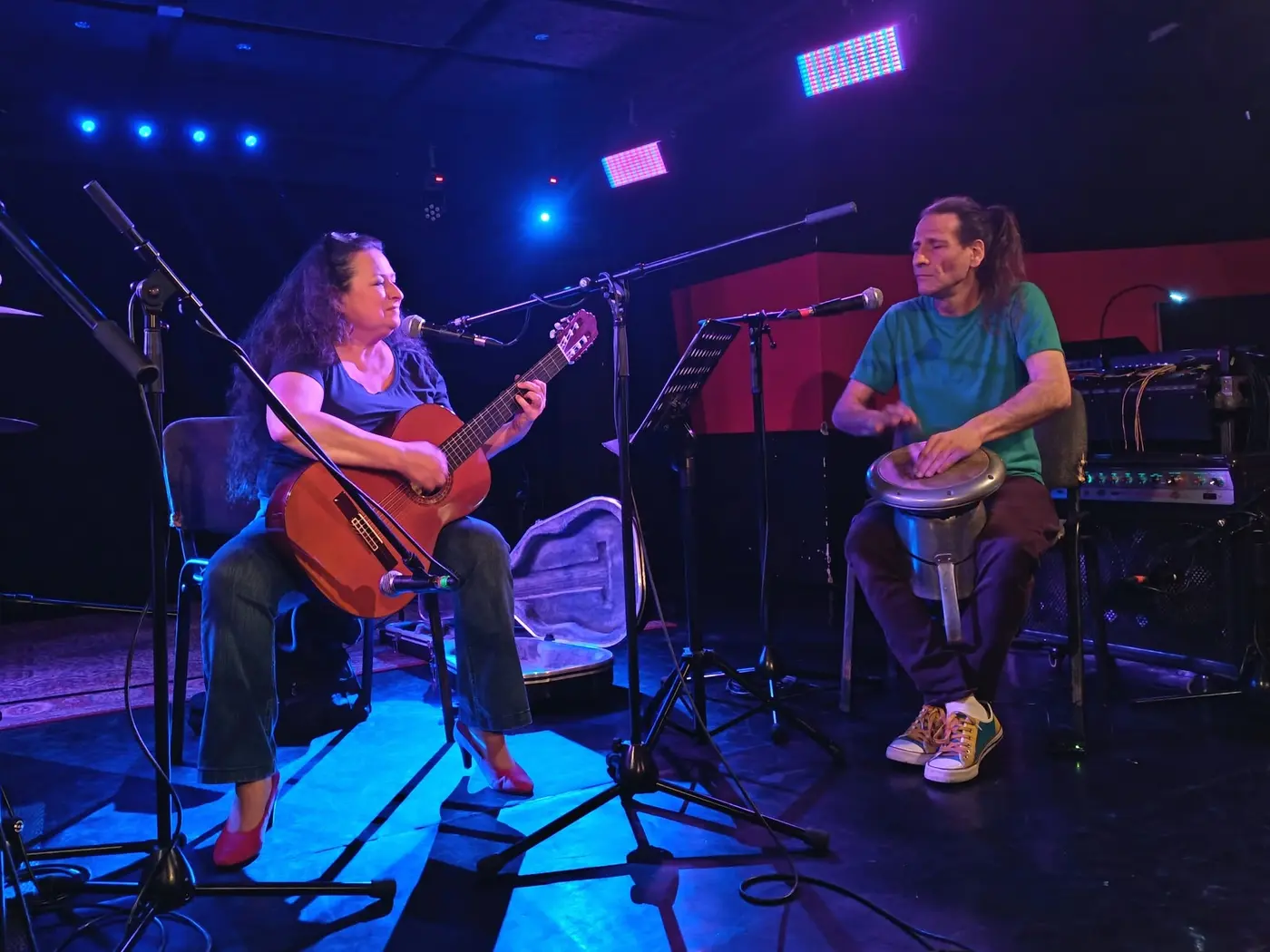 Nyeső Mari & Pettik Ádám koncert koncert Budapesten (Gödör Klub)