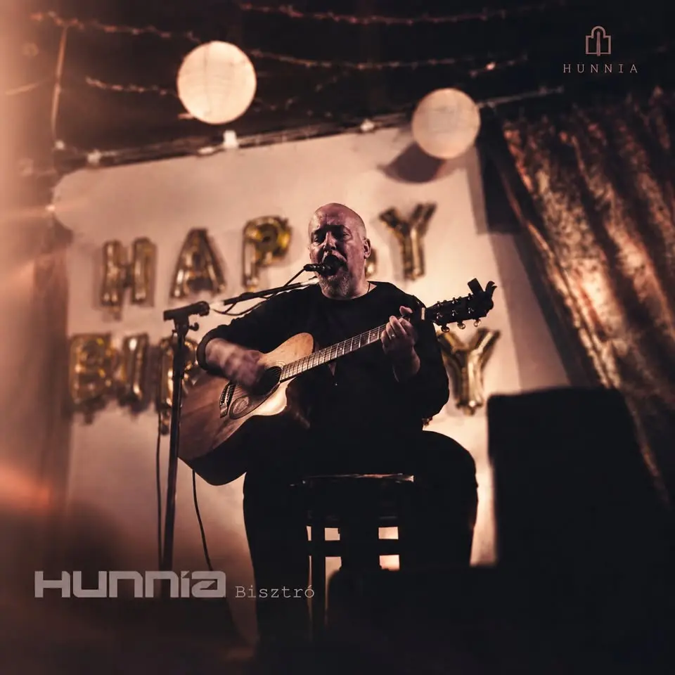 Zselenszky szülinapi unplugged est koncert Budapesten (Hunnia Bisztró)