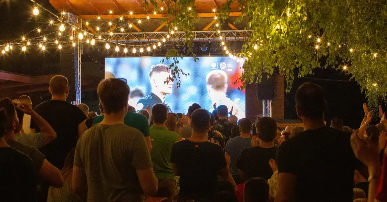 Foci vb döntő koncert Budapesten (Kobuci Kert)