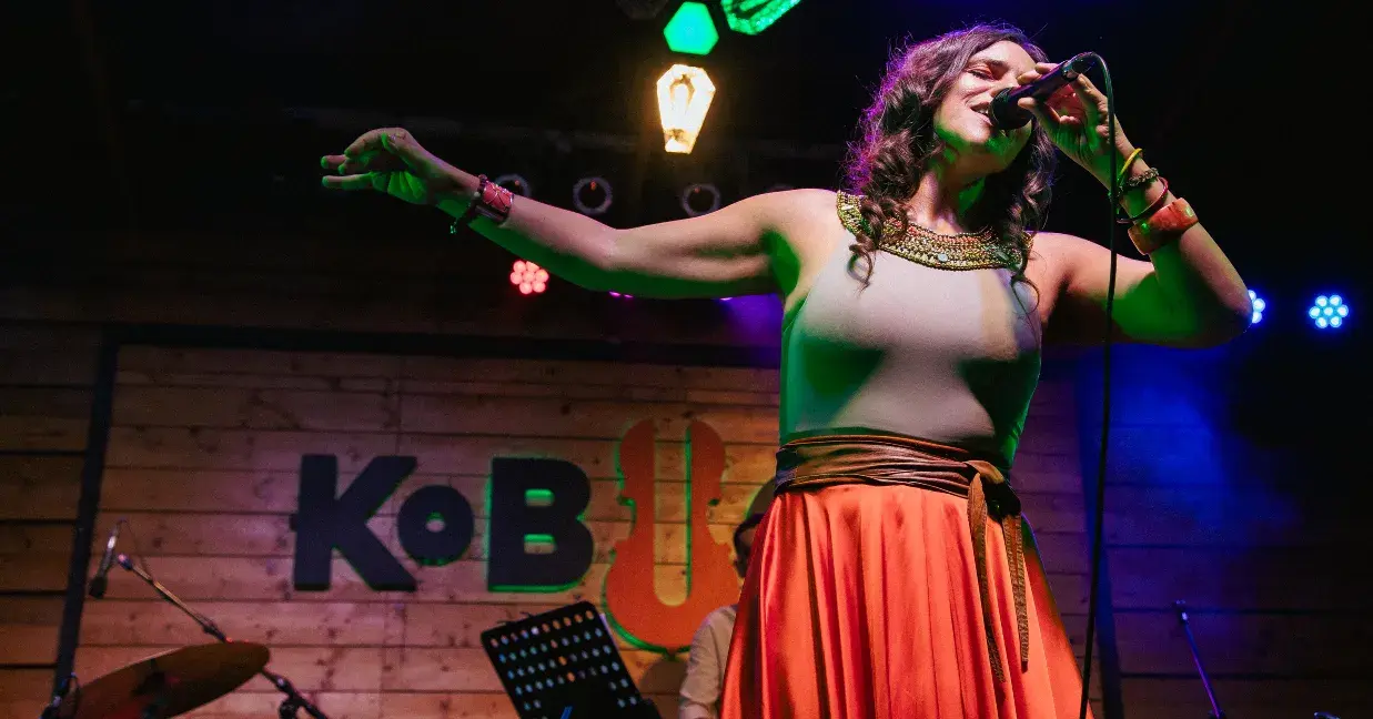 Palya Bea nyárzáró koncert – Az elengedés ünnepe koncert Budapesten (Kobuci Kert)