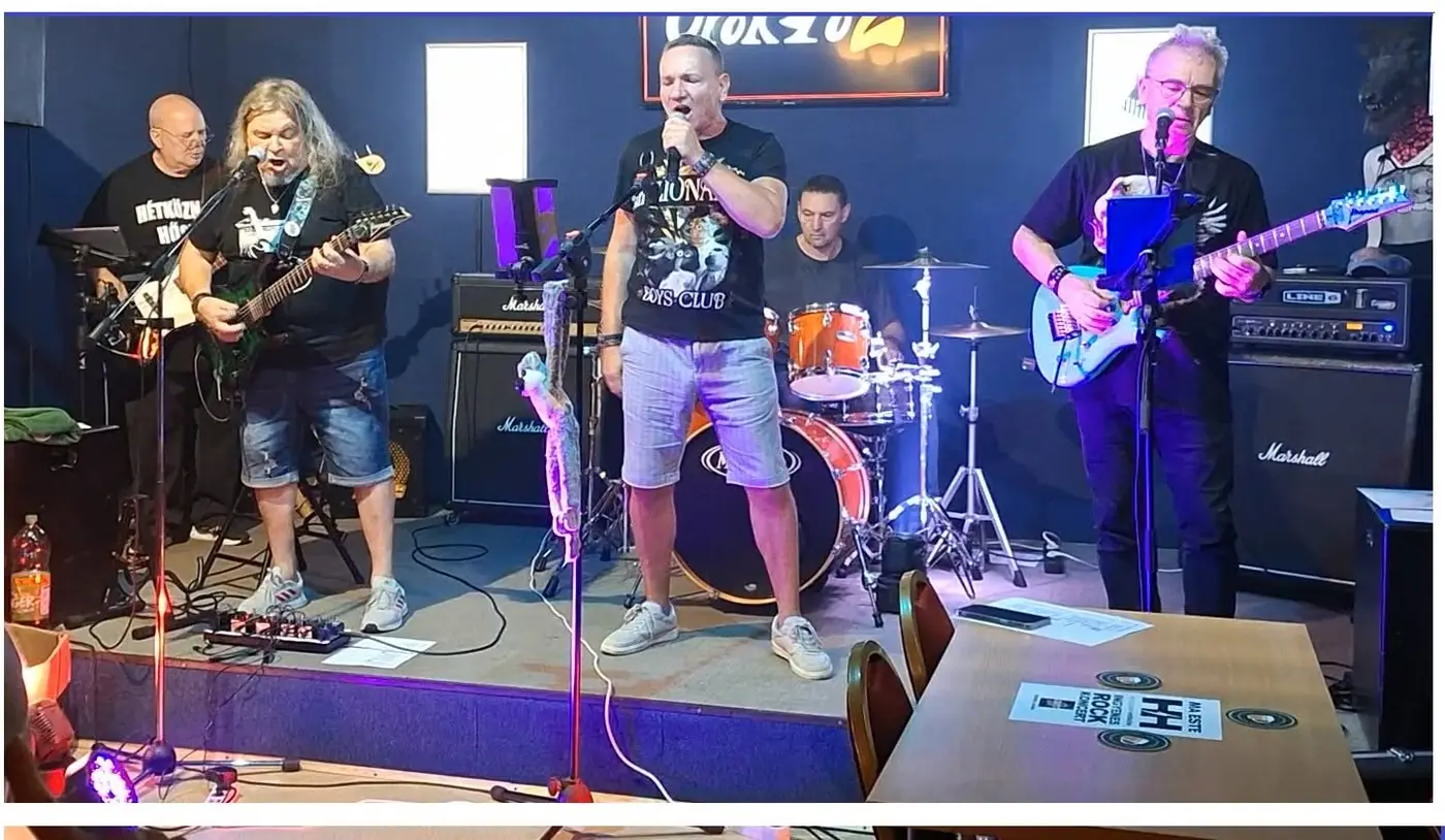 Hétköznapi Hősök koncert Budapesten – Lámpás
