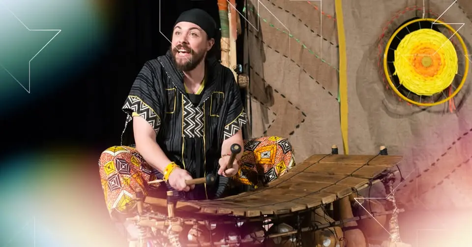 Danny Bain: Kodzsugukila, a boszorkány || Afrikai mese bábokkal és különleges hangszerekkel koncert Budapesten (Magyar Zene Háza)