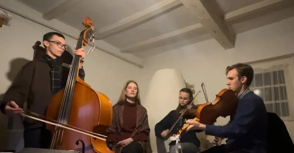Színpadra fel! – Kanóc Banda | Feltörekvő és hobbizenészek koncert Budapesten (Magyar Zene Háza)