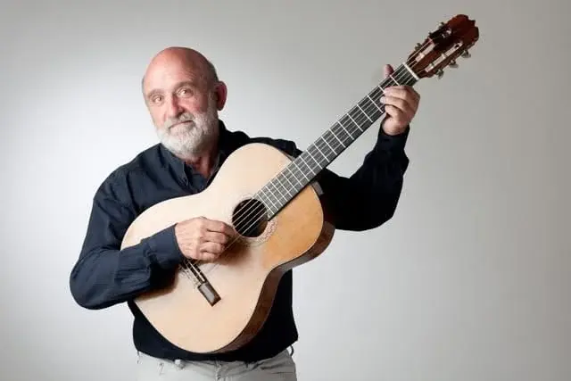 Maszkabál – Gryllus Vilmos koncertje koncert Budapesten (MOMkult)
