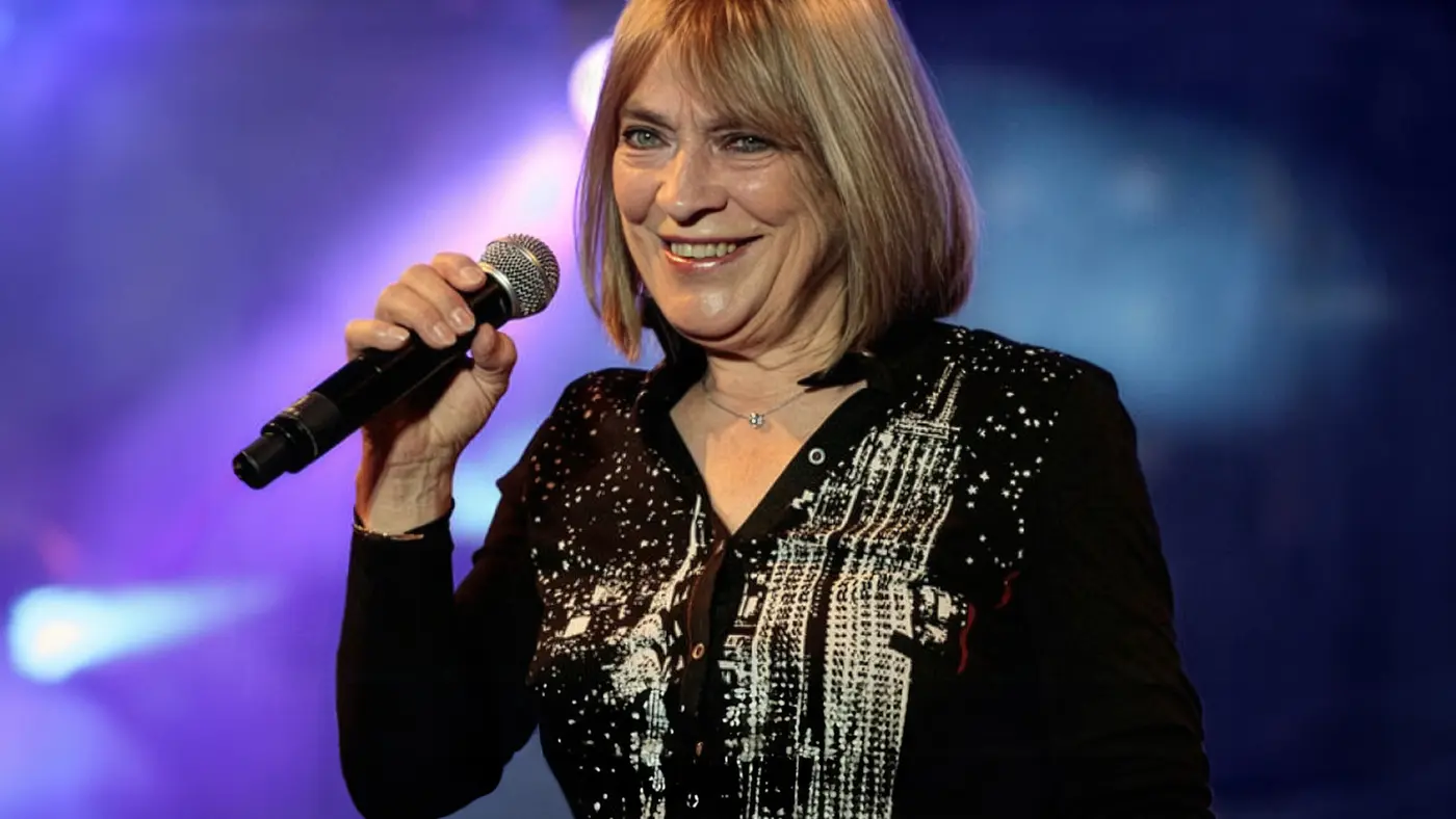 KOVÁCS KATI koncert Budapesten (Várkert Bazár)